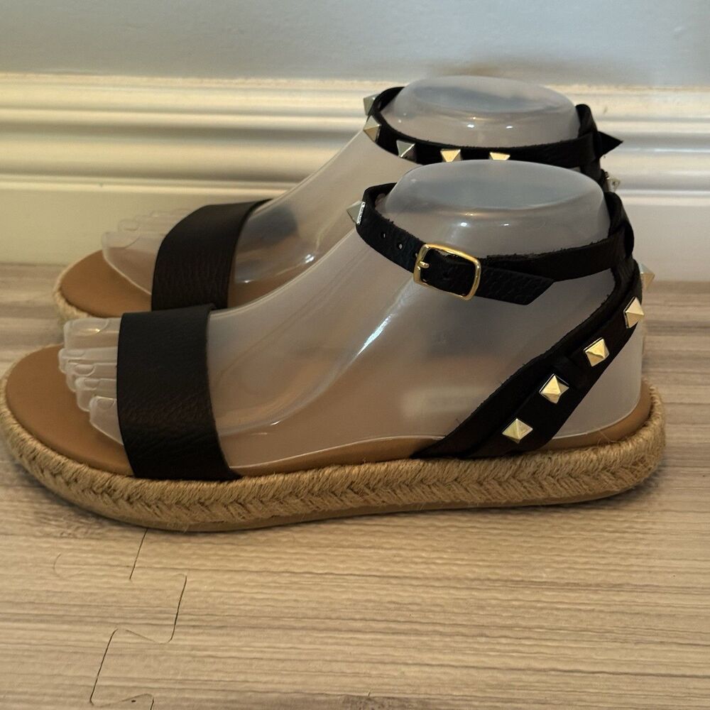 Steve Madden Black and Gold Studded Sandals